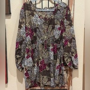 Cato long sleeve cheetah top